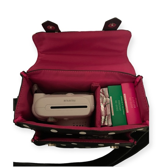 Fujifilm Instax Mini 9 Instant Camera Smokey White + Bundle - Picture 5 of 10